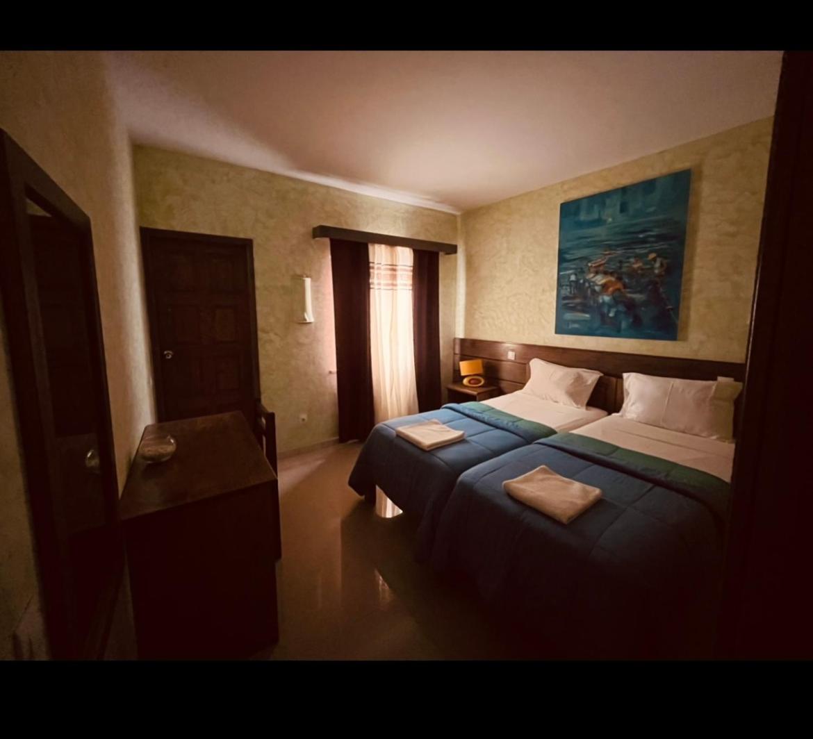 Vivenda Viviani Bed & Breakfast Praia Exterior photo