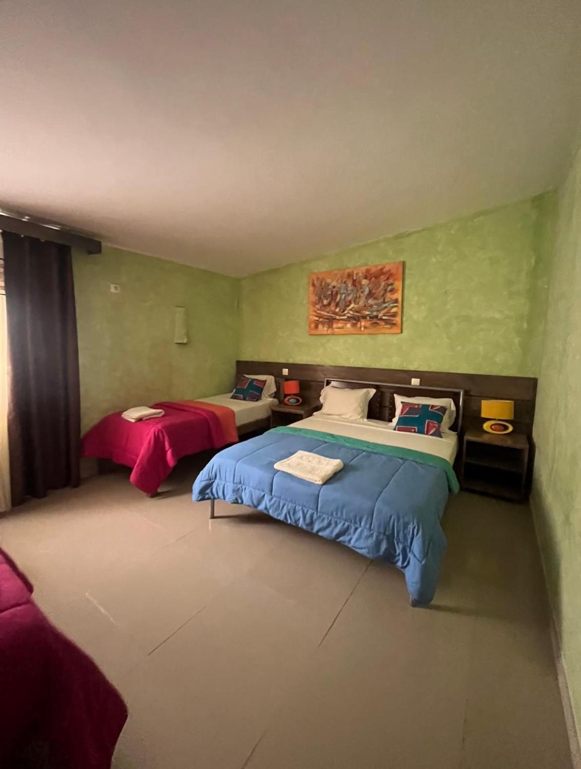 Vivenda Viviani Bed & Breakfast Praia Exterior photo